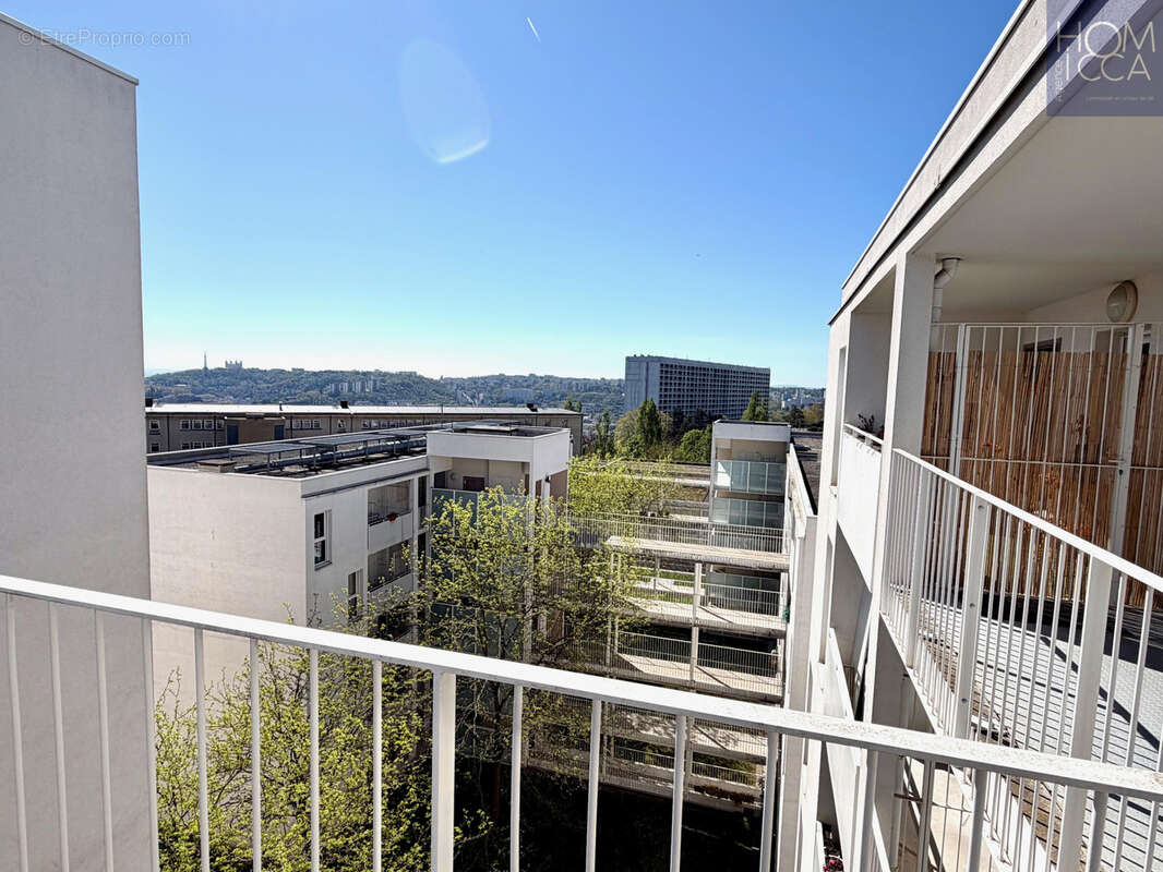 Appartement à LYON-9E