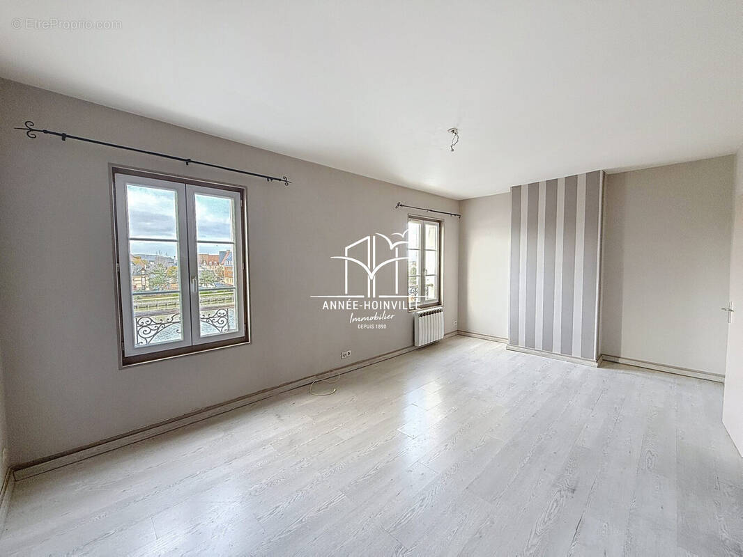 Appartement à TROUVILLE-SUR-MER