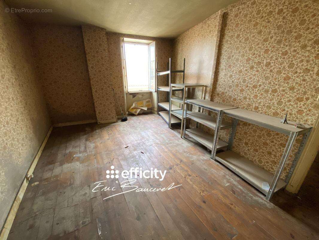 Maison 60 m² à Parthenay  - photo 20