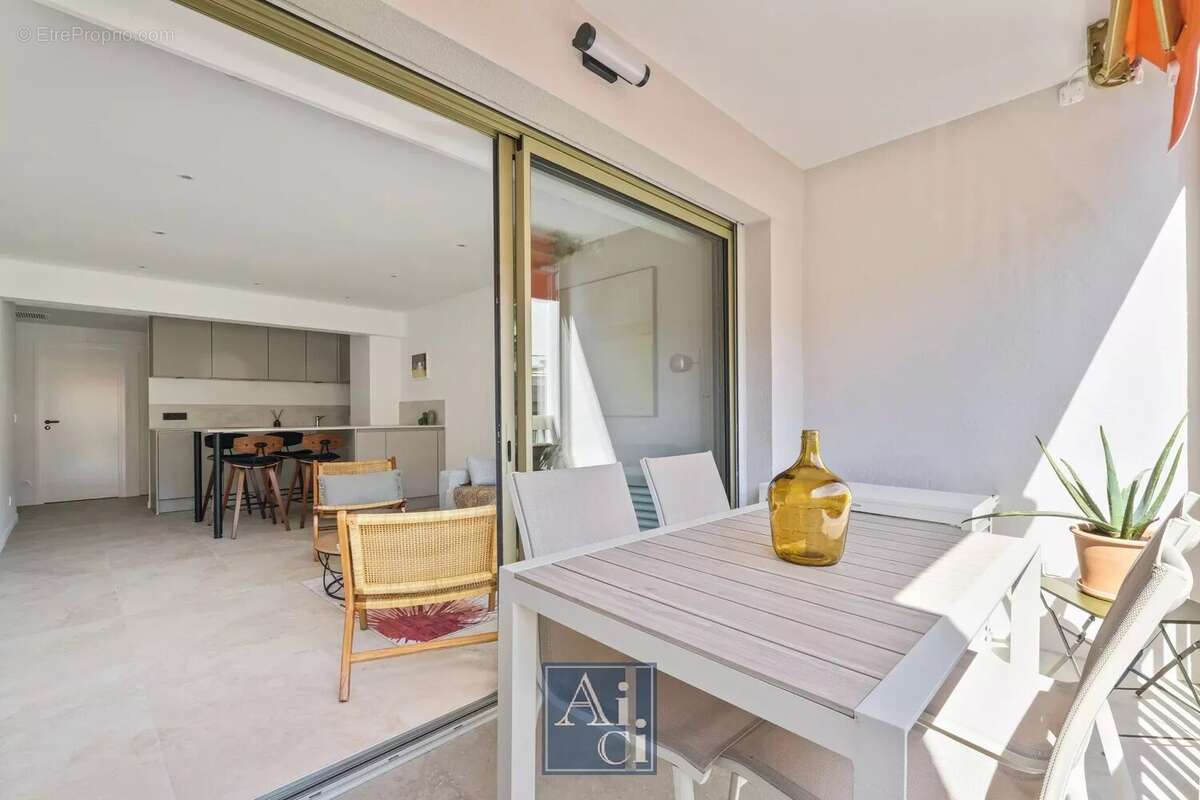 Appartement à CANNES