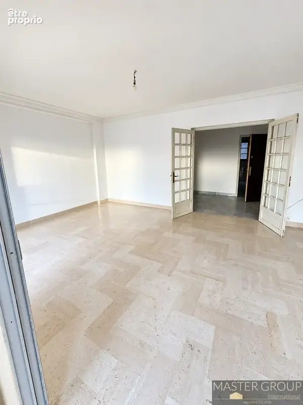 Appartement de type T3 avec terrasse, loggia, cave et garage en option   Parc Berthault, Ajaccio - photo 6