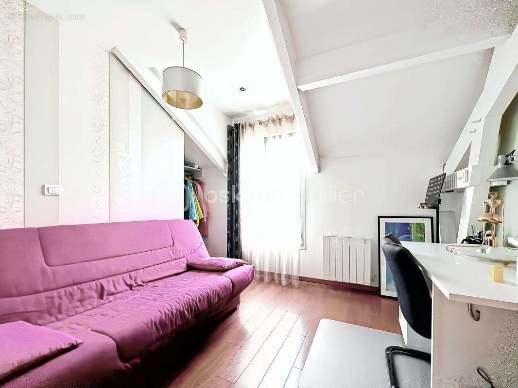 Maison à VIGNEUX-SUR-SEINE