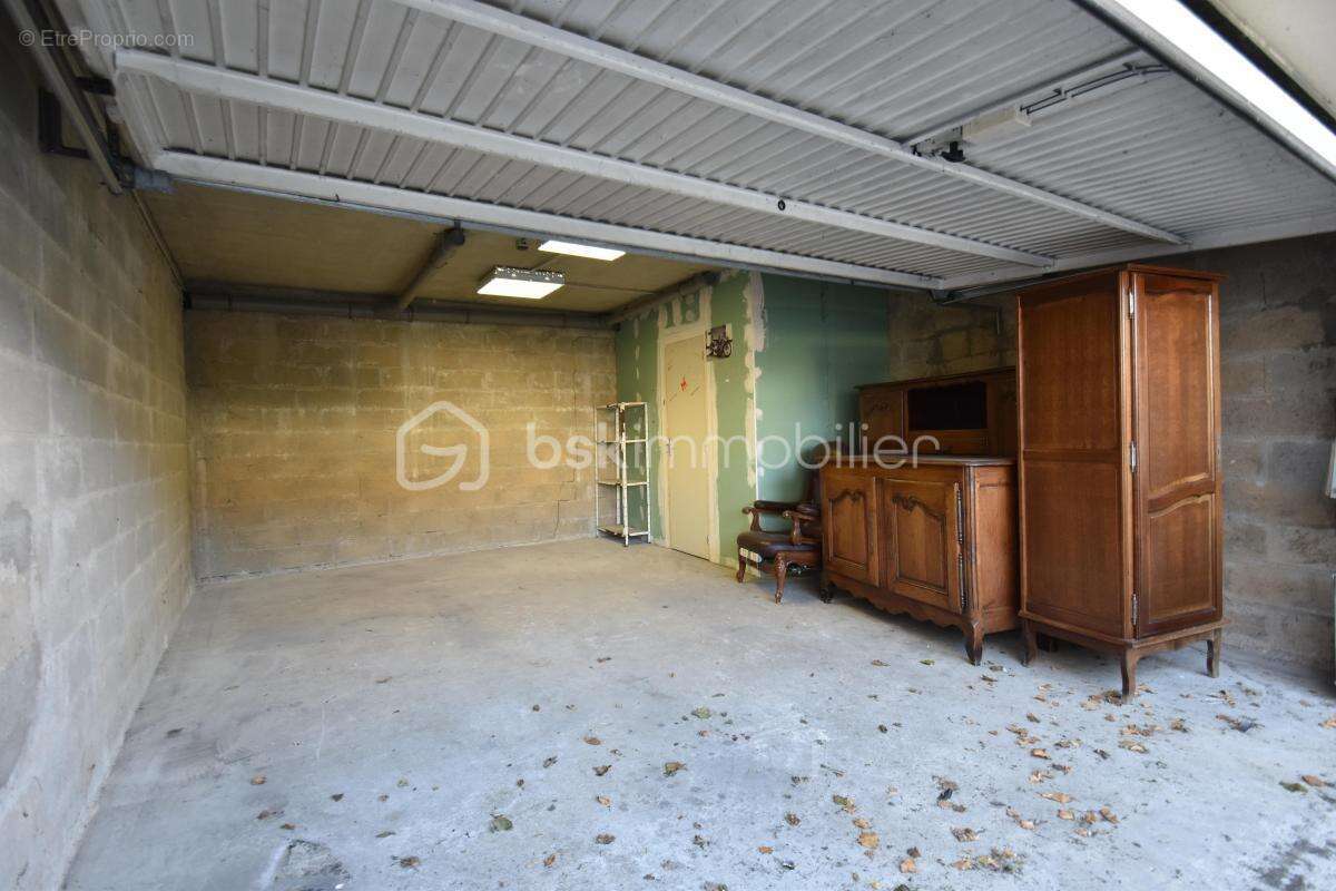 Appartement à AUNEAU