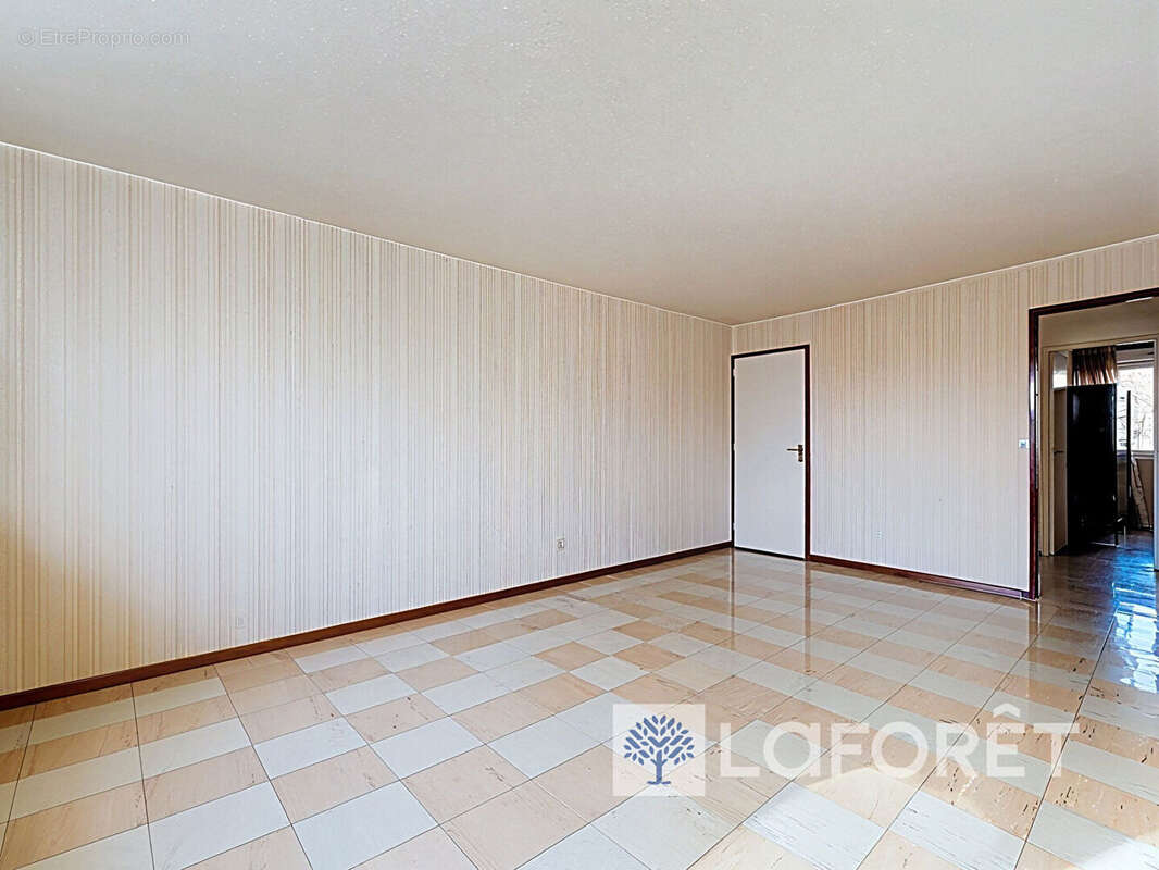 Appartement à LYON-9E