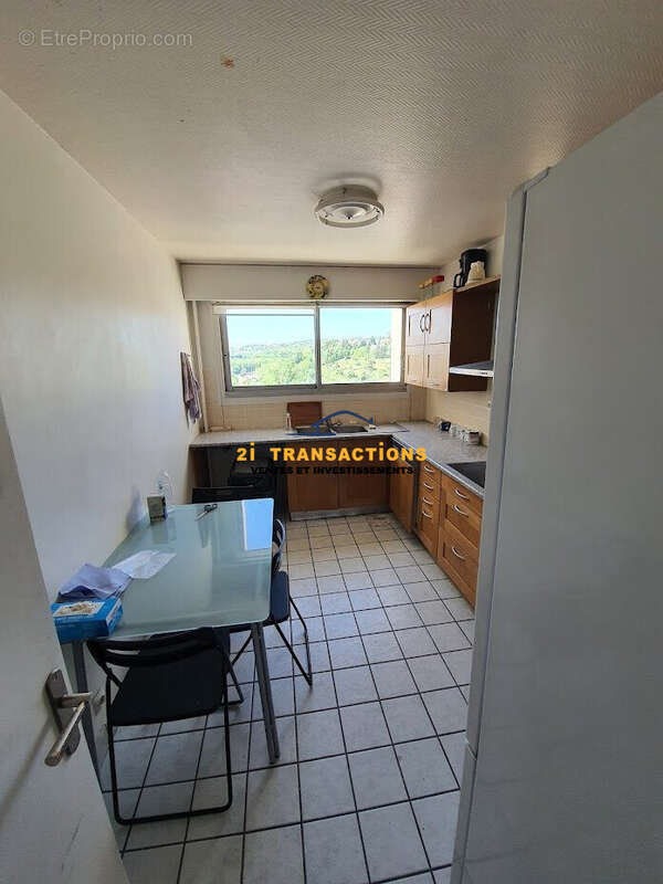 Appartement à SAINT-ETIENNE