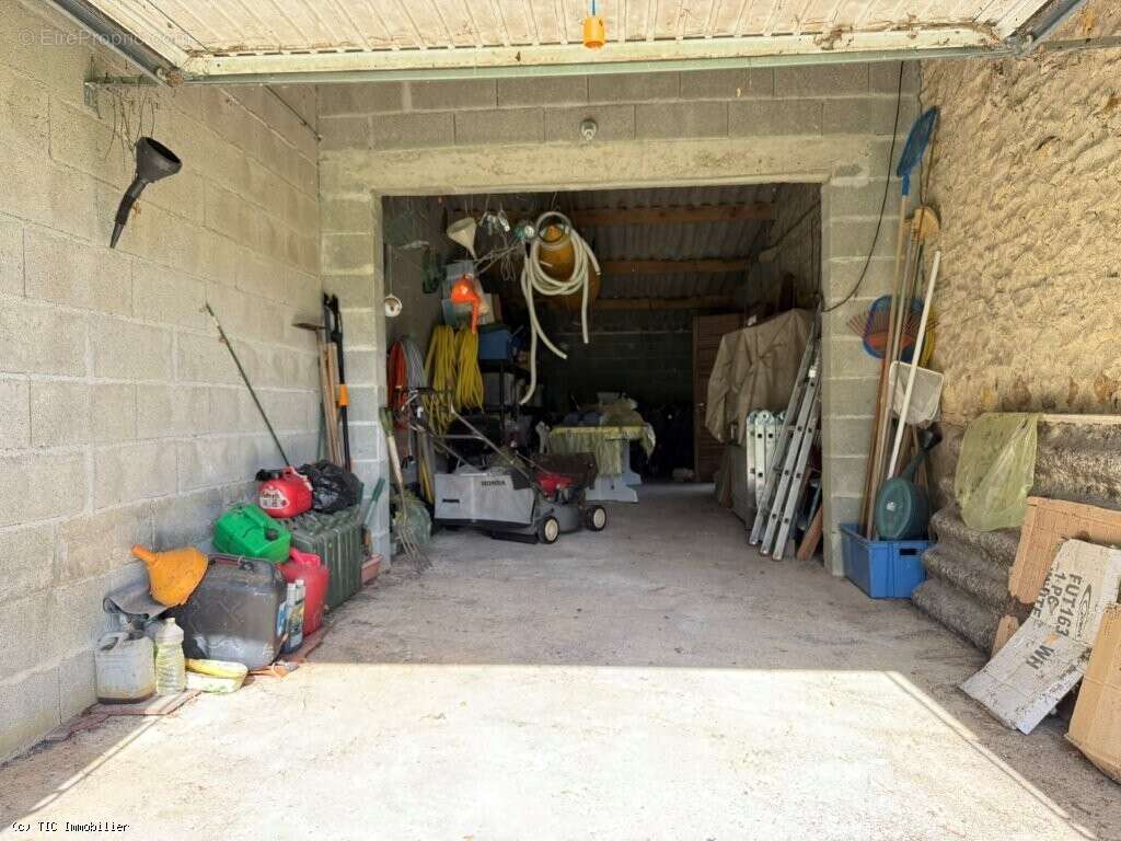 Maison à CHAMPAGNE-MOUTON