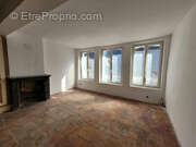 Maison à AVESNES-SUR-HELPE