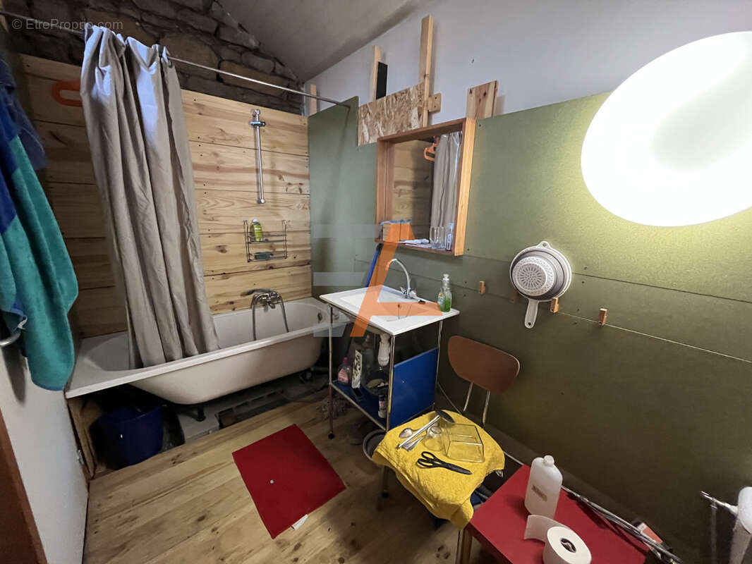 Atelier + sous sol + garage - photo 3