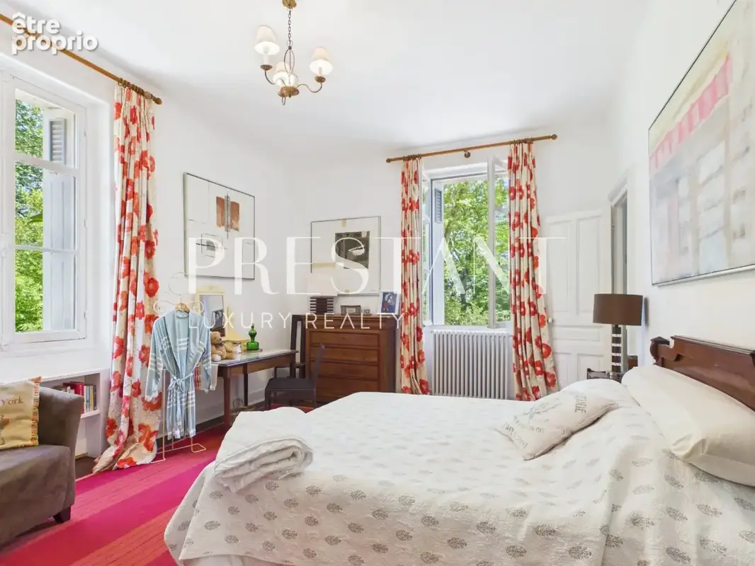 Château à vendre près de Bayonne- Demeure de caractère avec parc, piscine et tennis. - photo 18