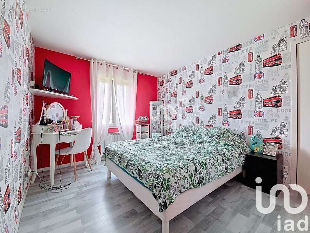 Maison 92 m² à Saint-Remy-Boscrocourt  - photo 9
