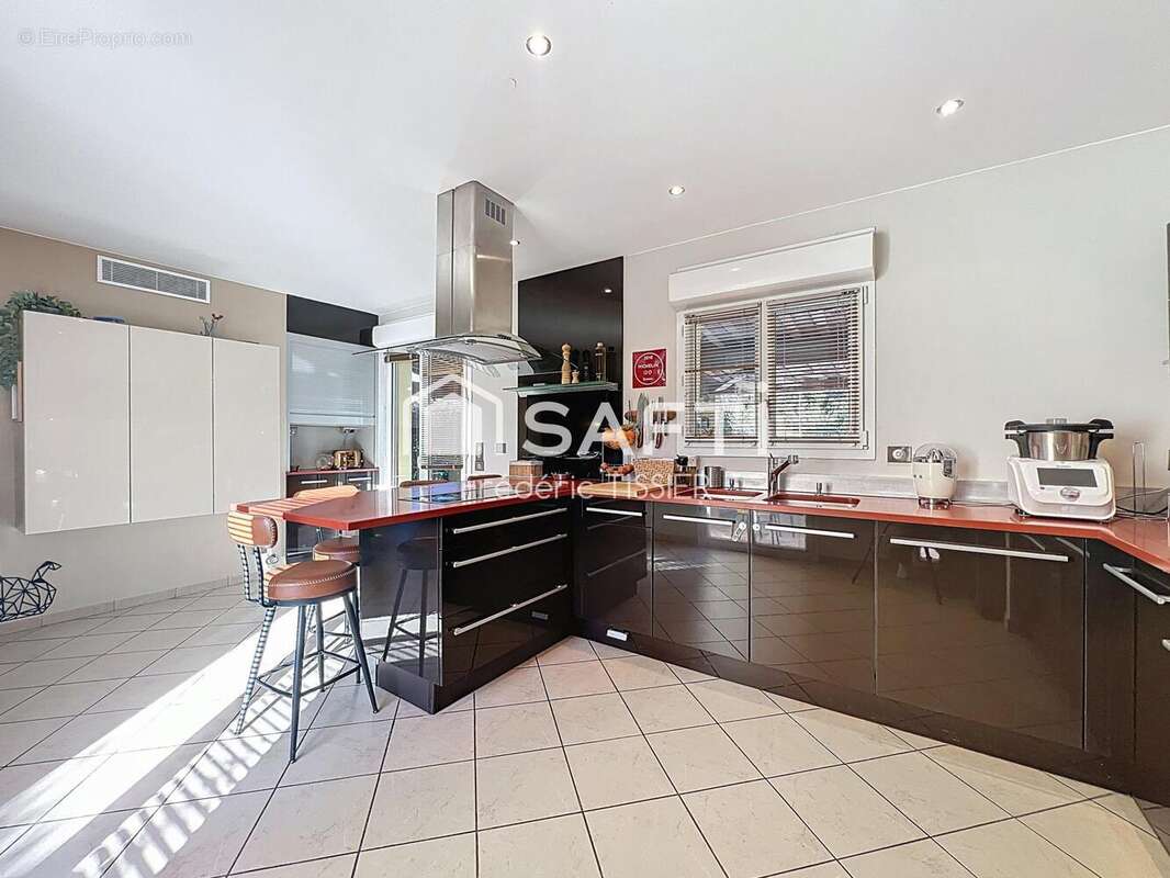 Photo 3 - Maison à LA ROQUETTE-SUR-SIAGNE