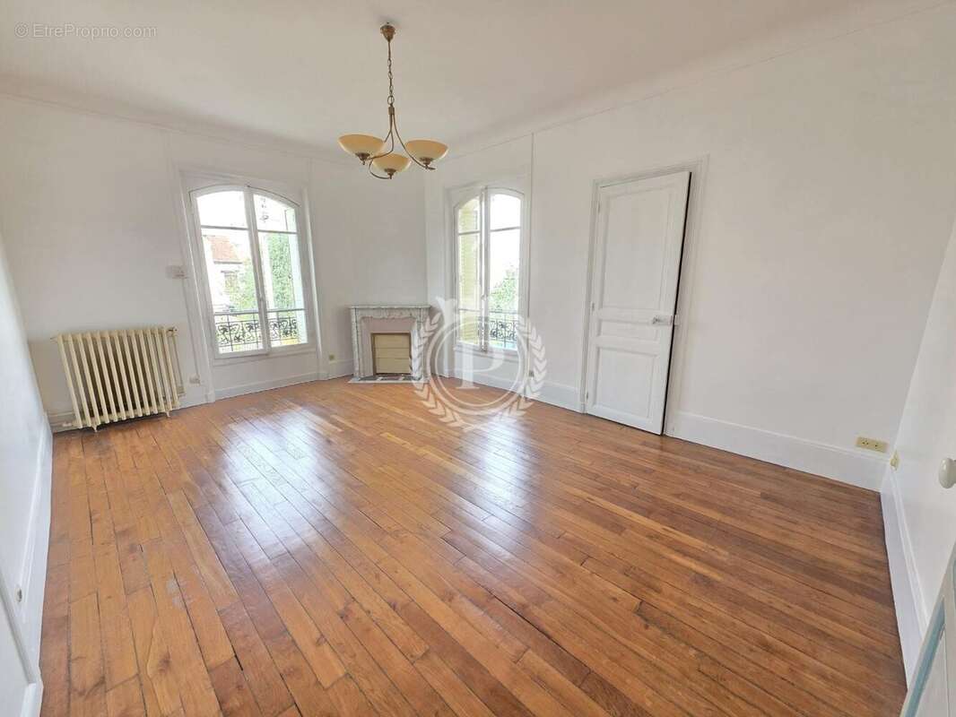 Maison à ERMONT