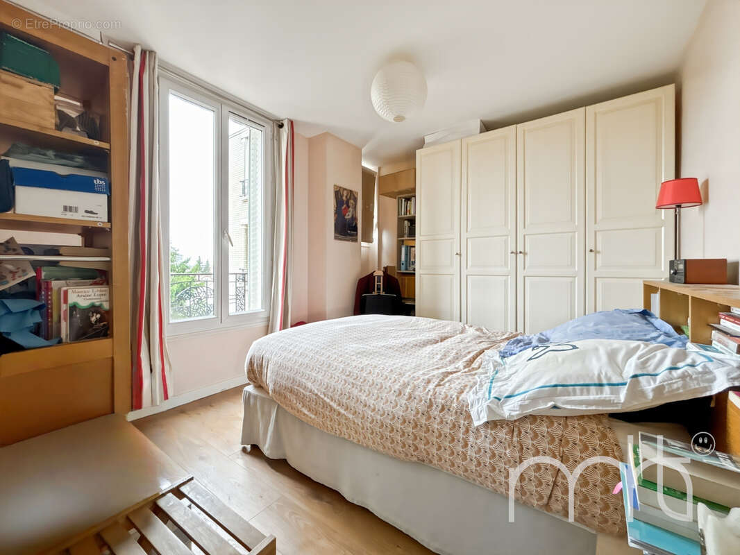 Appartement à COLOMBES