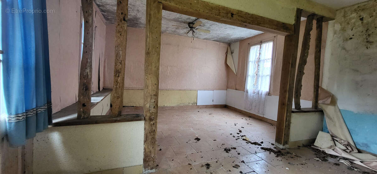 Maison à SAINT-NICOLAS-D'ALIERMONT