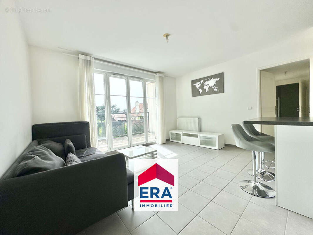 Appartement à SARTROUVILLE