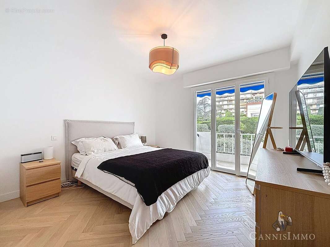 Appartement à LE CANNET