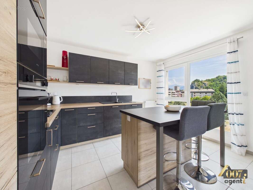Appartement 98 m² à Montmelian  - photo 3