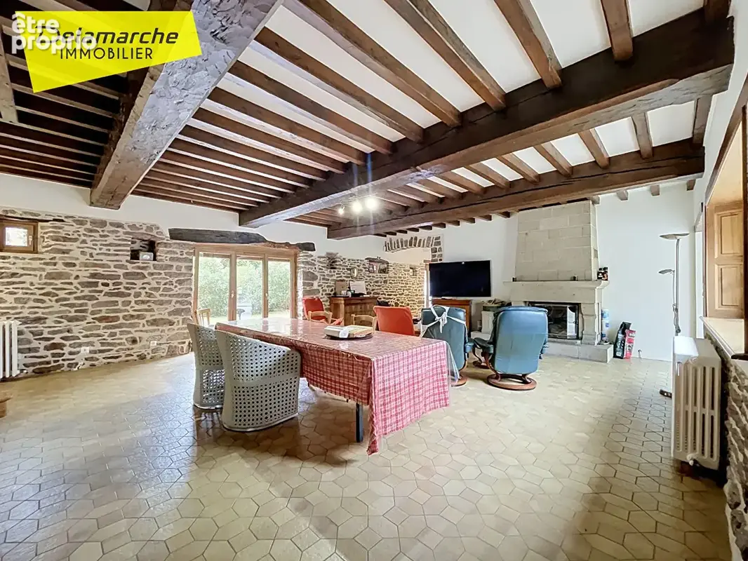 Propriété avec dépendances Brehal  11 pièces - photo 4
