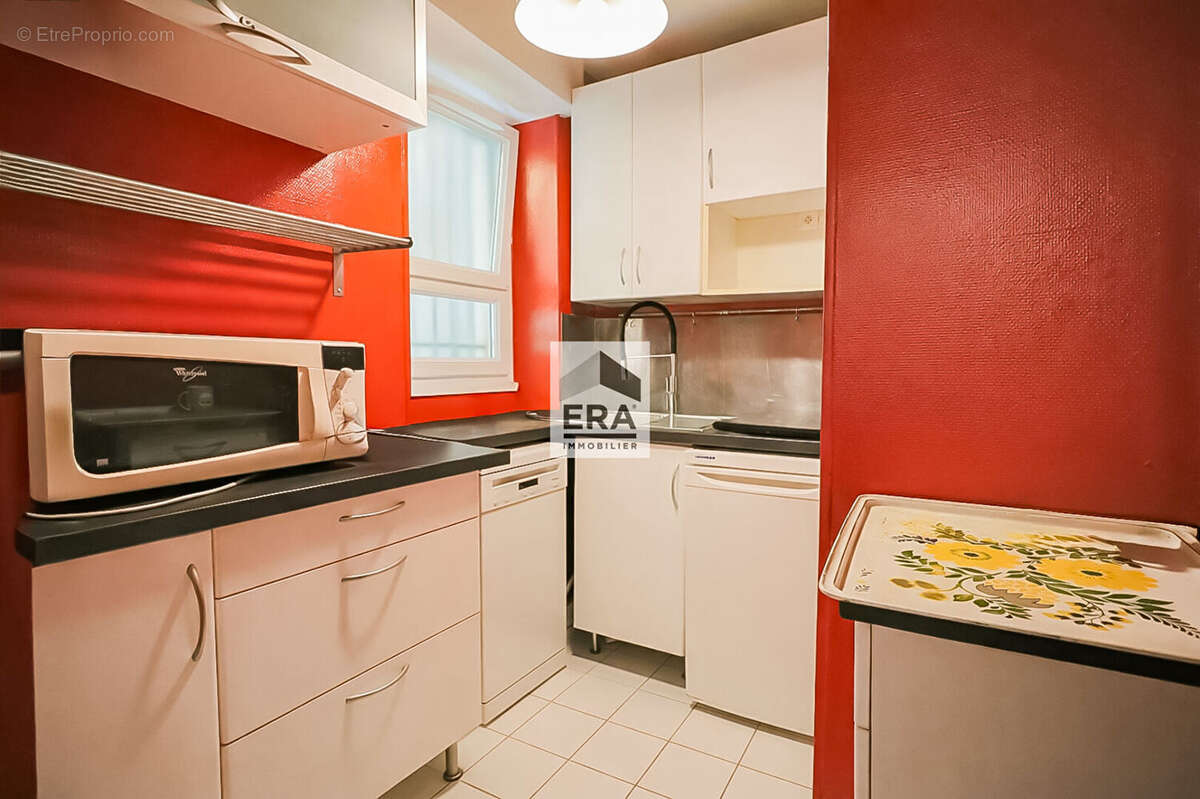 Appartement à PARIS-14E