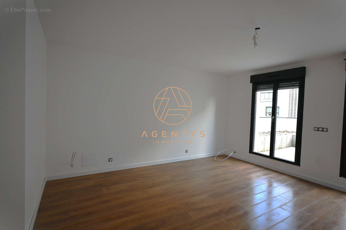 Maison à CHAMPIGNY-SUR-MARNE