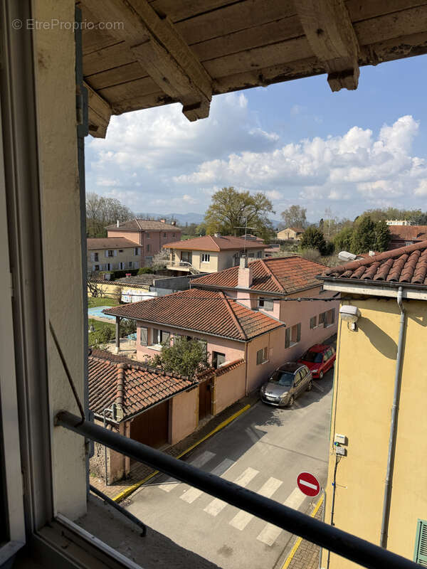 Appartement à THOISSEY