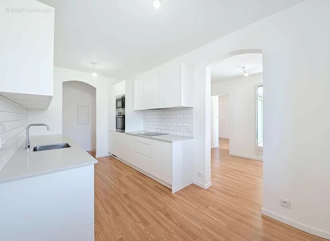 Appartement à VALBONNE