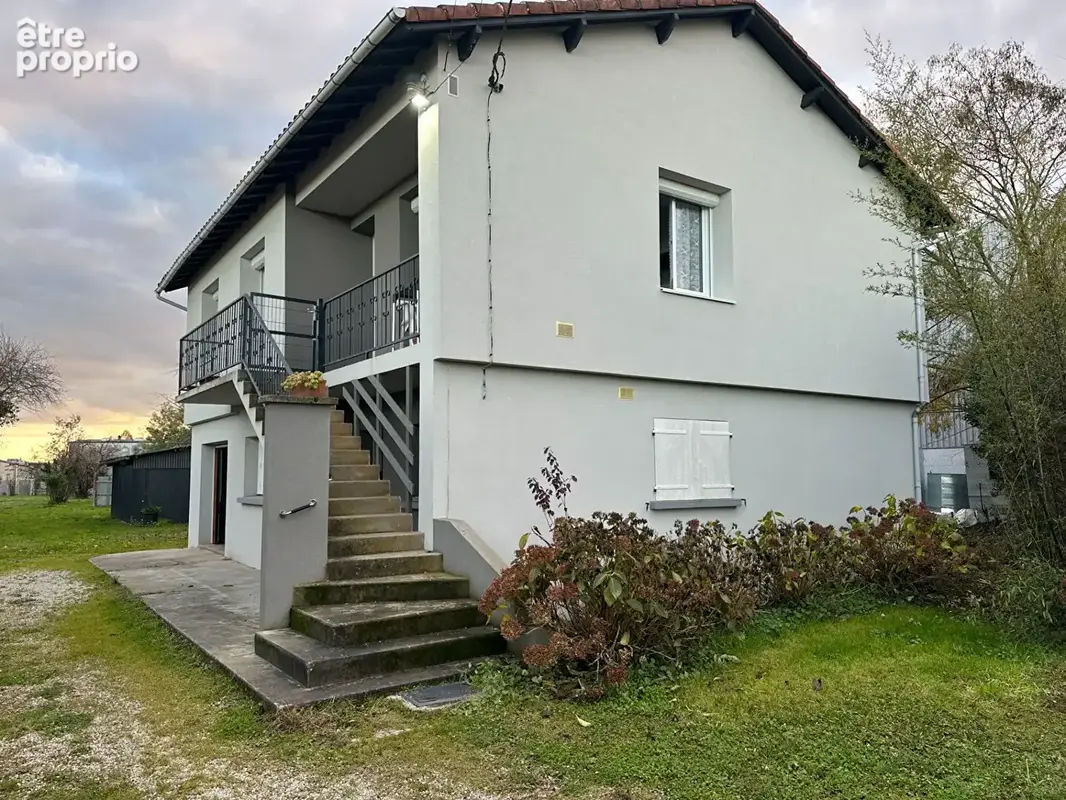 Montauban  82 albasud  maison et terrain de 2 600 m² environ a vendre : un emplacement pour votre entreprise - photo 1