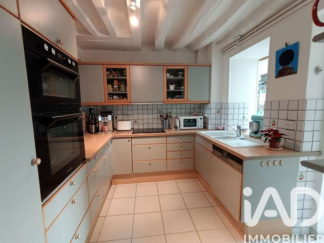Maison 155 m² à Saint-Aubin-Les-Elbeuf  - photo 4
