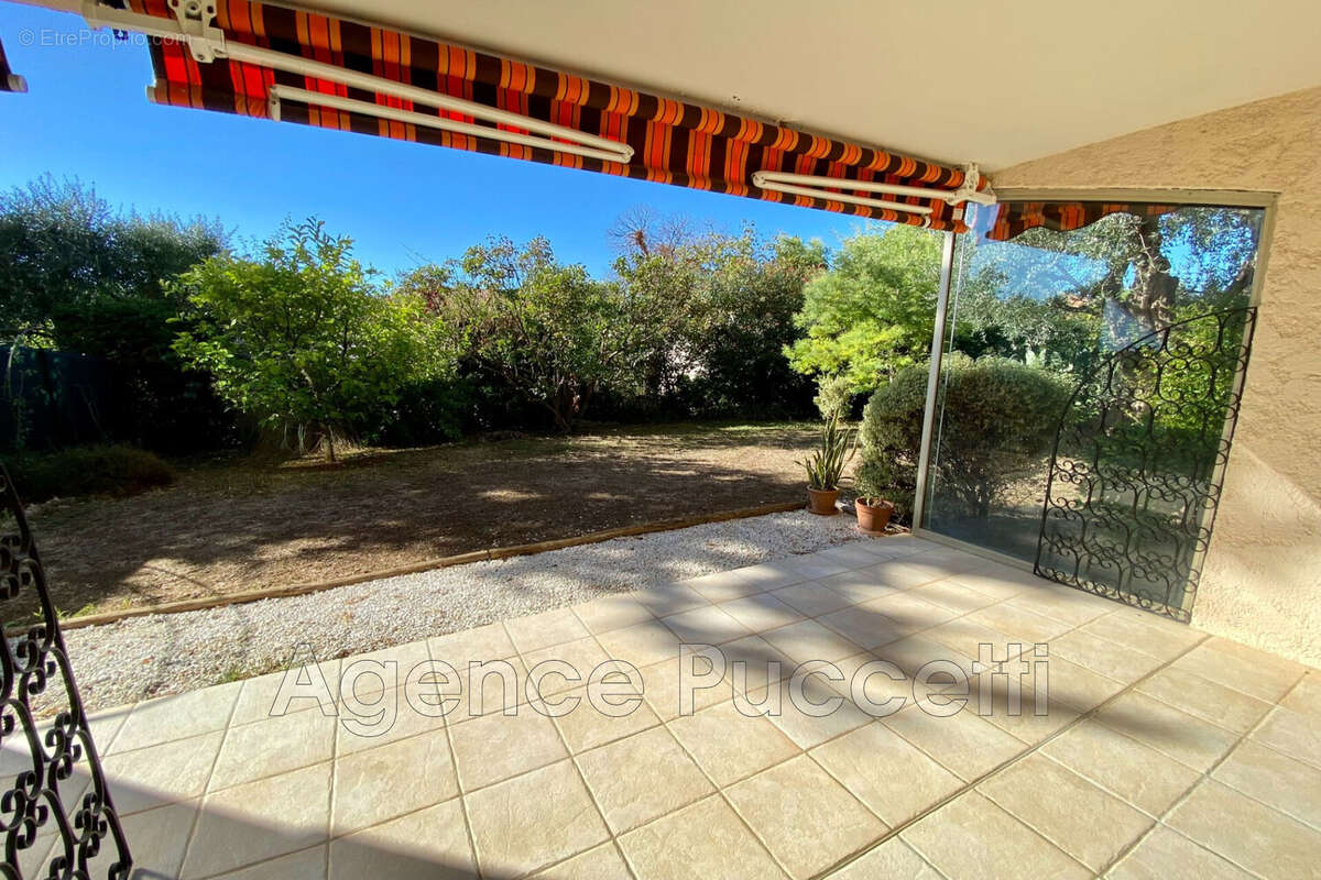 Appartement à VENCE