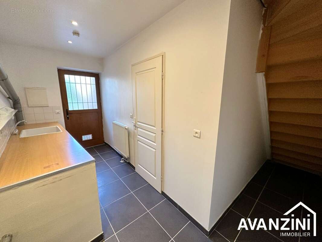 Maison 185 m² à Villiers-Sur-Morin  - photo 8