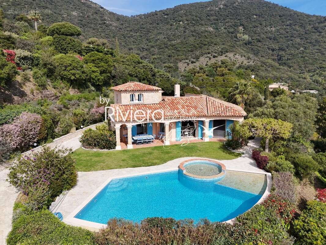 Maison à CAVALAIRE-SUR-MER