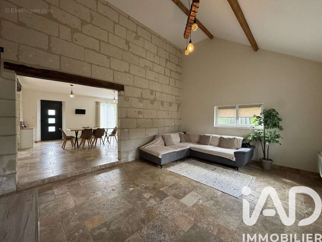 Photo 3 - Maison à VARENNES-SUR-LOIRE