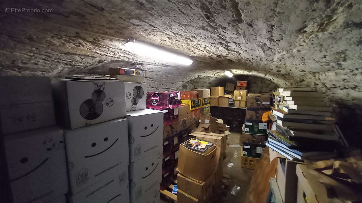 Maison à COLOMBIERES-SUR-ORB