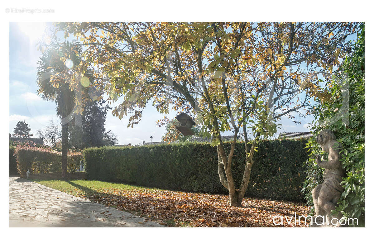 Maison à FEUCHEROLLES