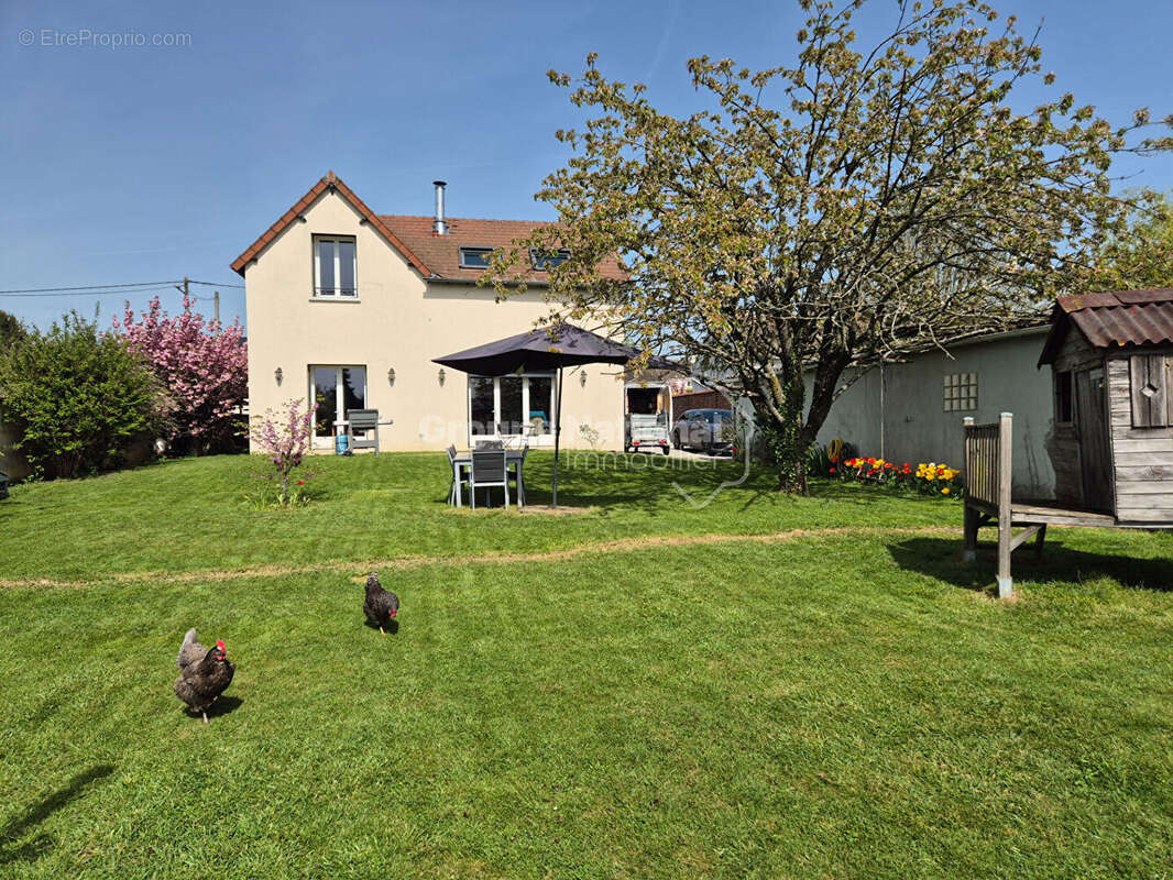 Maison à SAINT-CREPIN-IBOUVILLERS