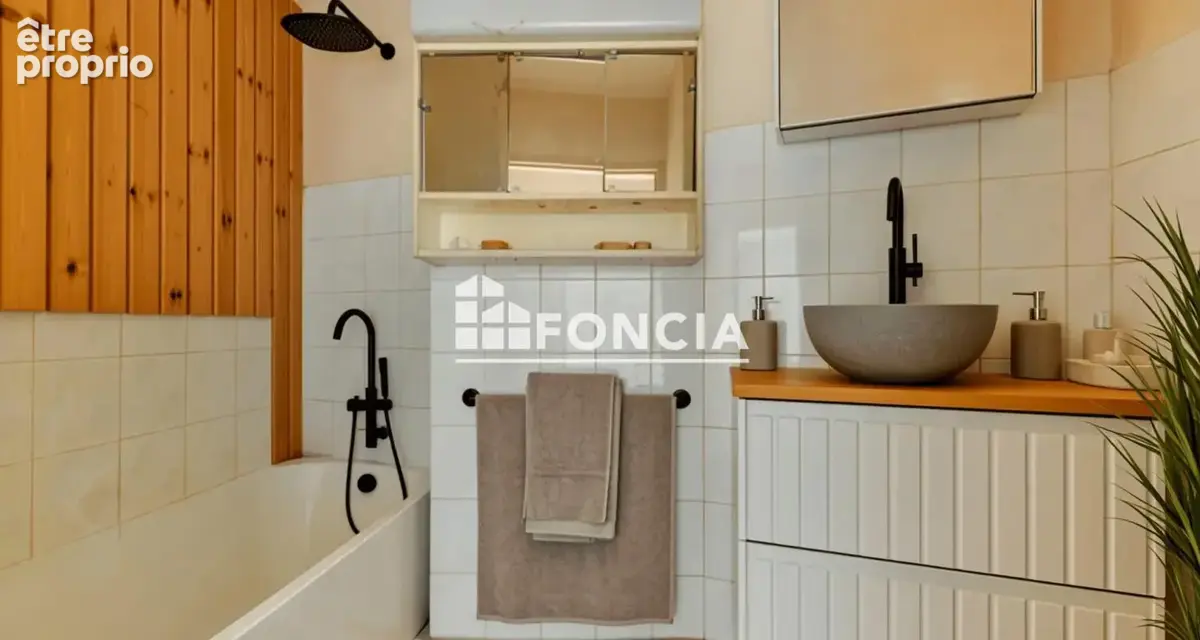 T2 31 m2 + loggia sur l'avenue Berthelot - photo 3