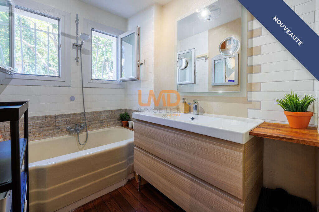 Appartement à MARSEILLE-8E