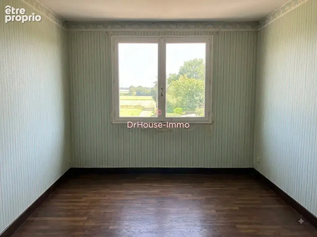 Maison 7 pièces 88 m² à vendre à Ponches-Estruval (80150) - photo 4