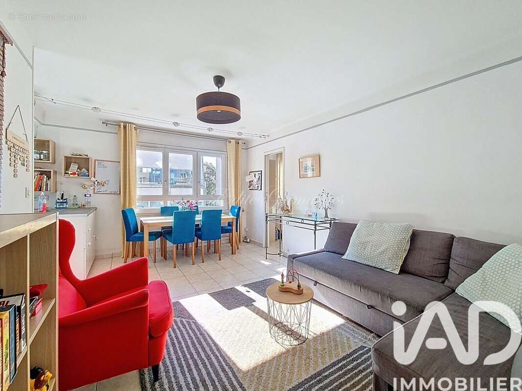 Photo 2 - Appartement à SARTROUVILLE