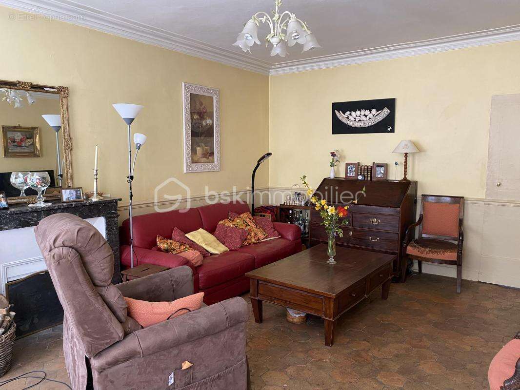 **Charmante Maison Ancienne au Cœur d'Anet – Calme et Authenticité à 1h30 de Paris** - photo 8