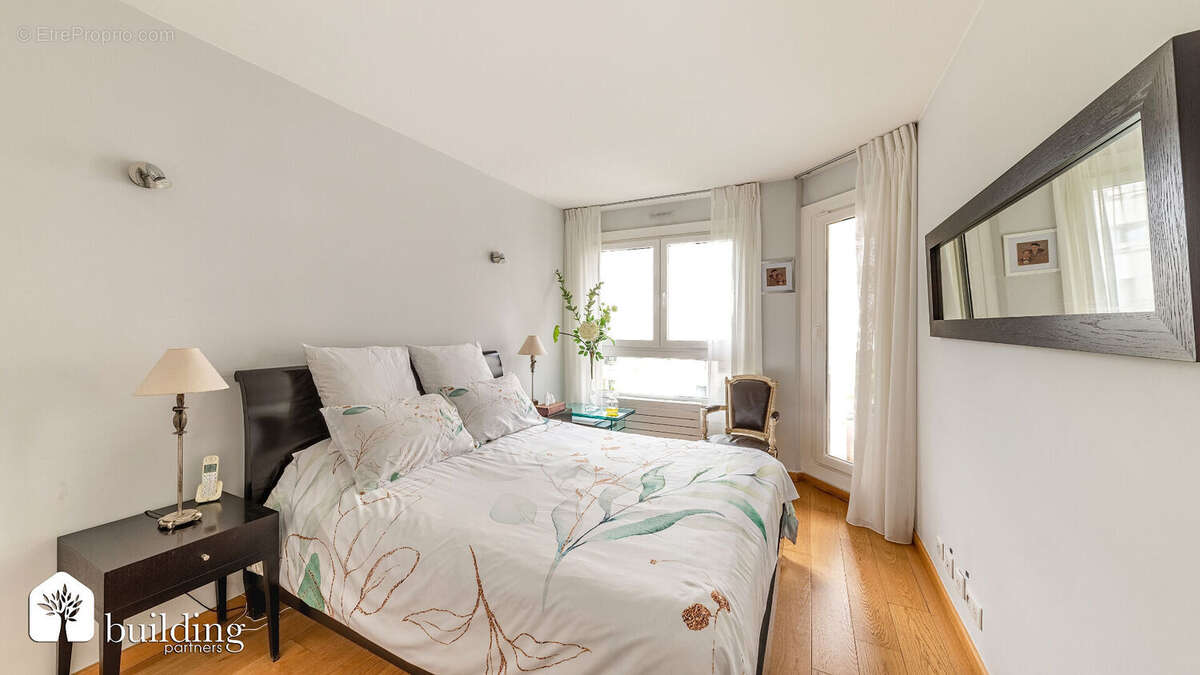 Appartement à LEVALLOIS-PERRET