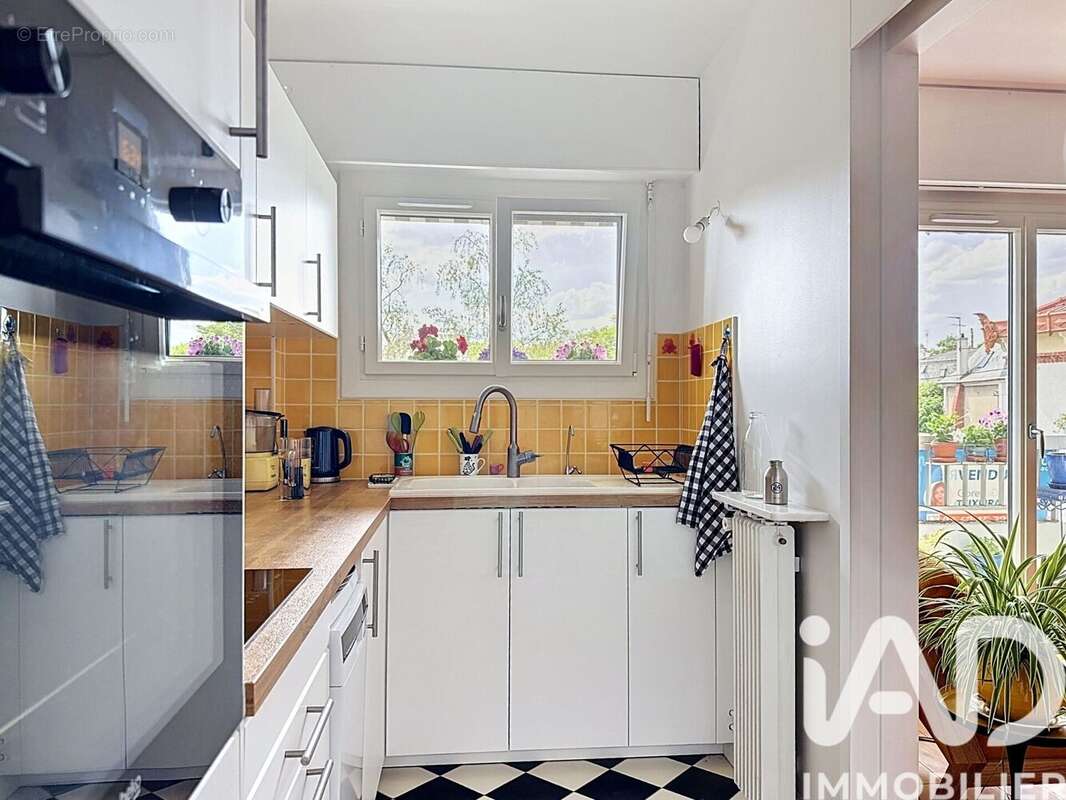 Photo 6 - Appartement à HOUILLES