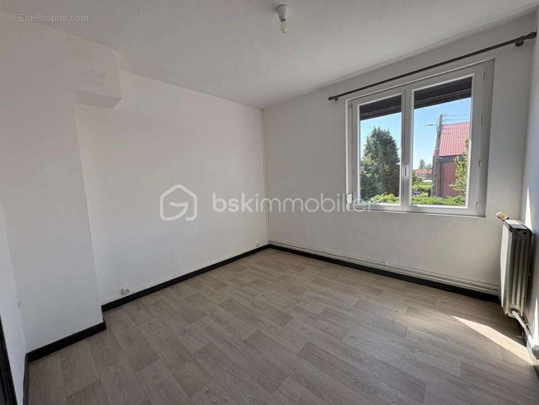 Nouveauté ! Maison familiale 5 chambres en semi plain pied + jardin + garage - photo 10