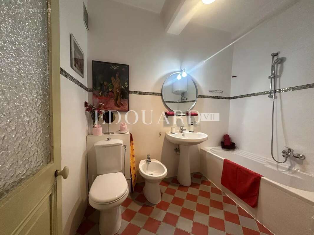 Appartement à MENTON