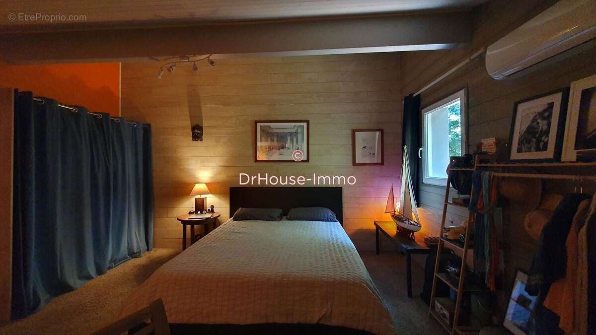 Maison 125 m² à Sainte-Eulalie-En-Born  - photo 4
