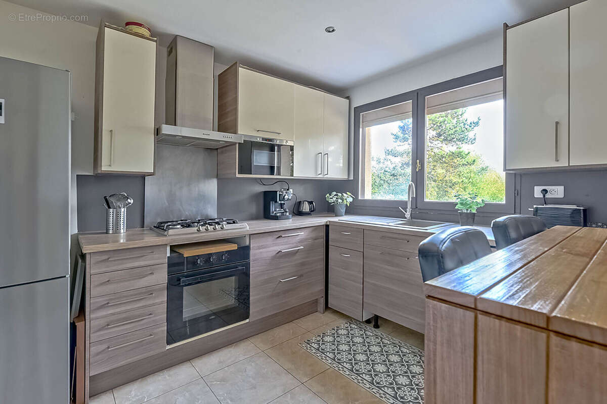 Appartement à CHAMPAGNE-SUR-OISE