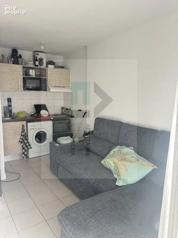 Bruges - t2 - balcon - parking - photo 2