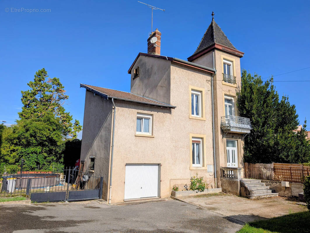 Maison à BOURG-EN-BRESSE