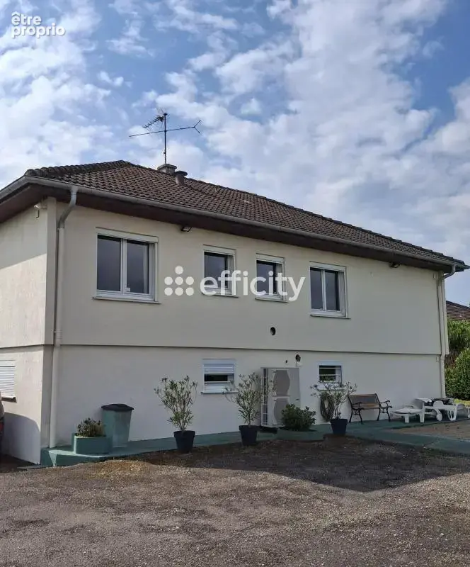 Maison 8 pièces 148 m² à vendre à Villersexel (70110) - photo 3