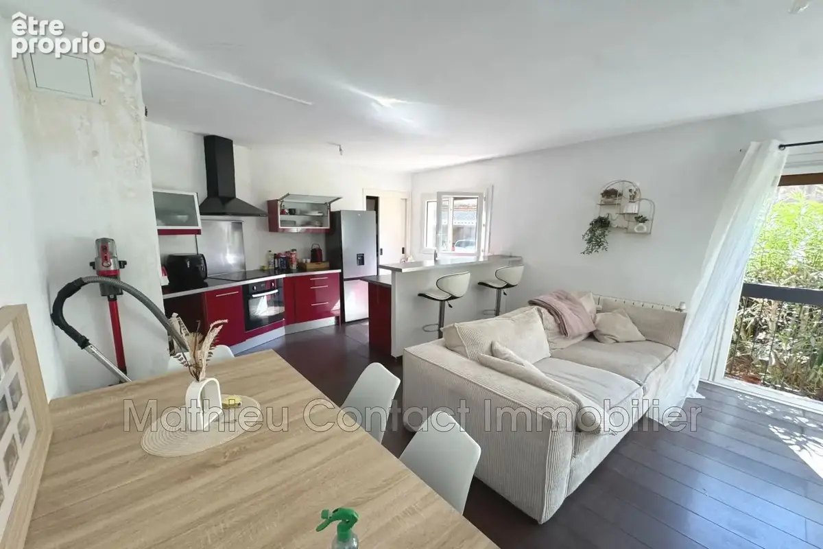 Appartement 2 pièces 52 m² à vendre à Nimes (30900) - photo 2